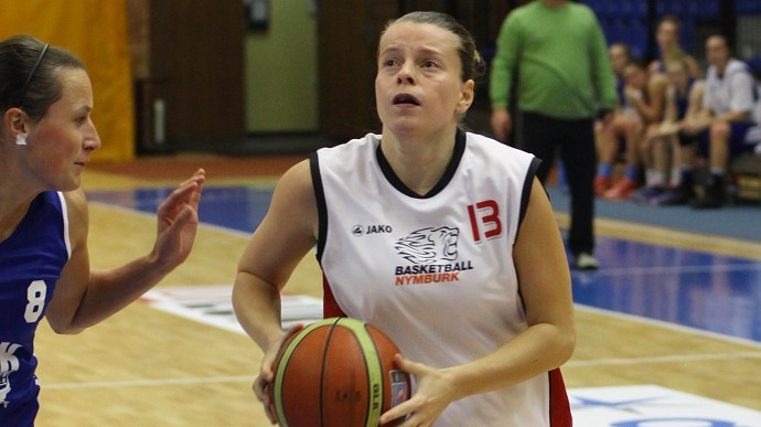Alena HUŇKOVÁ