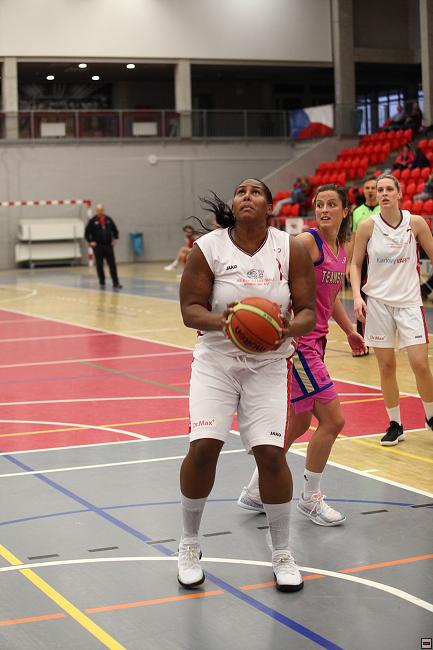 181216_team_207.jpg